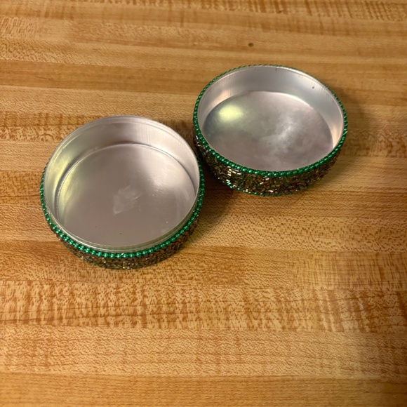 Green and Jewel Toned Beaded and Clear Rhinestone Reindeer Gift Box Small - Picture 9 of 9